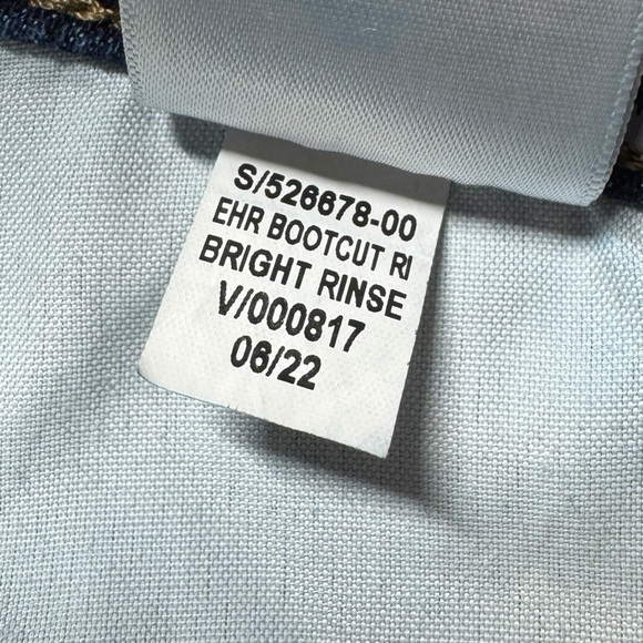 Old Navy Extra High Rise Kicker Boot Cut buttonfly dark wash jeans women’s 0 - Picture 8 of 12